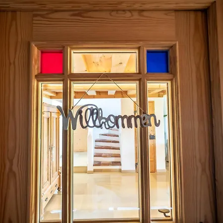 Oswald Anno 1714 Apartment *